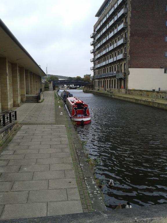 Waterfront Hotel Brighouse Exterior photo